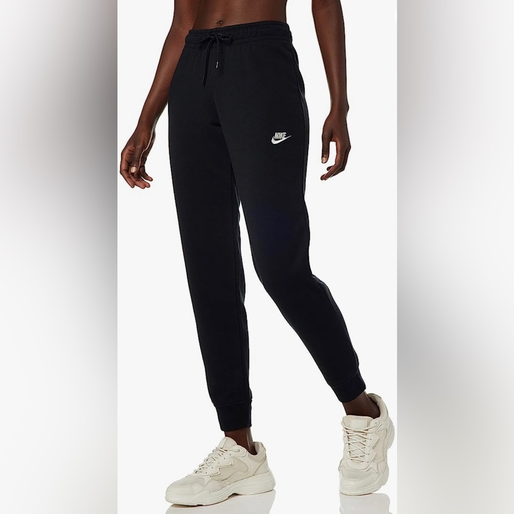 Nike Women's NSW Tight Fleece Varsity